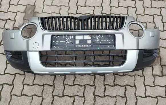 Skoda Yeti (5L) Front bumper 5L0807061