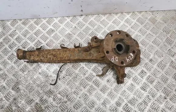 Audi Q7 4L Front wheel hub