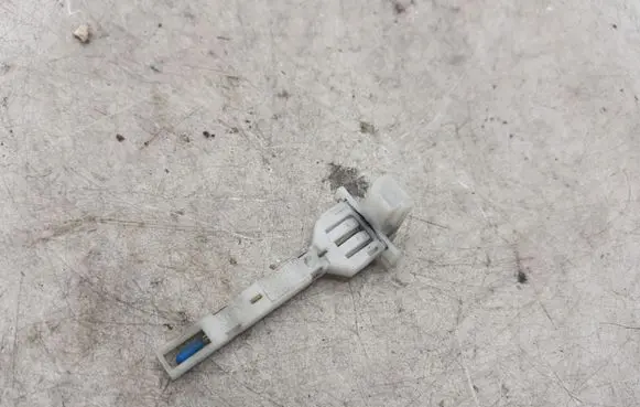 BMW 3 E46 Interior temperature sensor 64118380673
