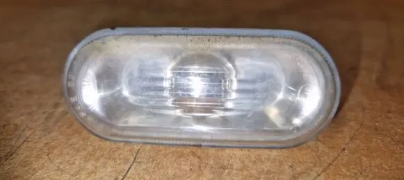 Volkswagen PASSAT B5.5 Front fender indicator light 1J0949117 48435