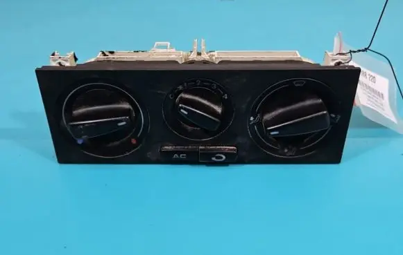 Volkswagen PASSAT B5.5 Climate control/heater control trim IMPRK1388220