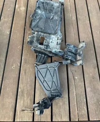 Citroen DS7 Crossback Battery bracket 9808674780 7501948001