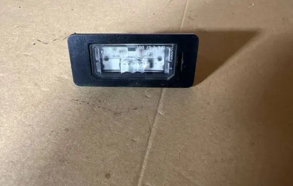 BMW 4 F36 Gran coupe Number plate light 7193293 154352348