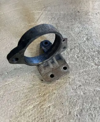 Toyota Avensis T220 Driveshaft support bearing bracket 