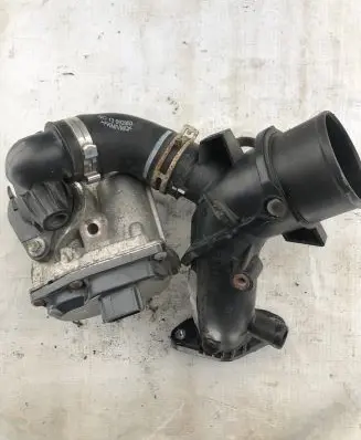 Renault Captur EGR valve 147104647R
