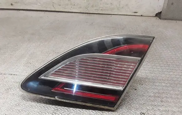 Mazda 6 Tailgate rear/tail lights GS1F513F0