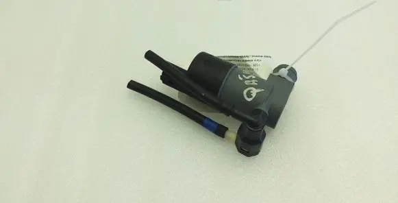 Nissan Qashqai Windscreen/windshield washer pump 9641553880 9641553980