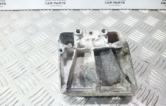 BMW 5 E60 E61 Other engine bay part