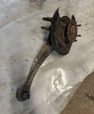 Peugeot 4007 Rear wheel hub spindle/knuckle 