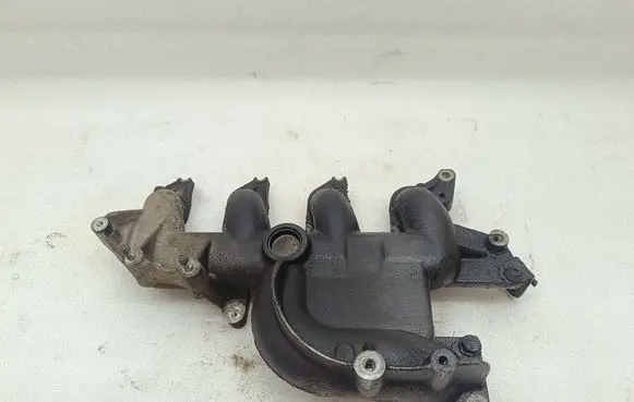 Suzuki Grand Vitara II Intake manifold