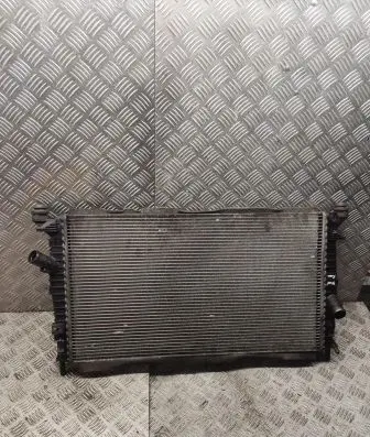 Ford Focus Coolant radiator 3m5h8005