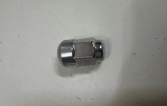 Honda Accord Anti-theft wheel nuts and lock 90304SWET91