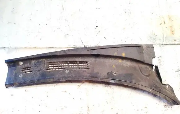 Peugeot Partner Wiper trim 9642405777