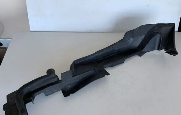 Audi A5 Fender end trim 8W6821169C