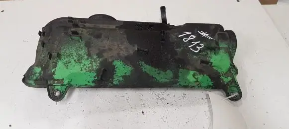 Engine cover (trim)