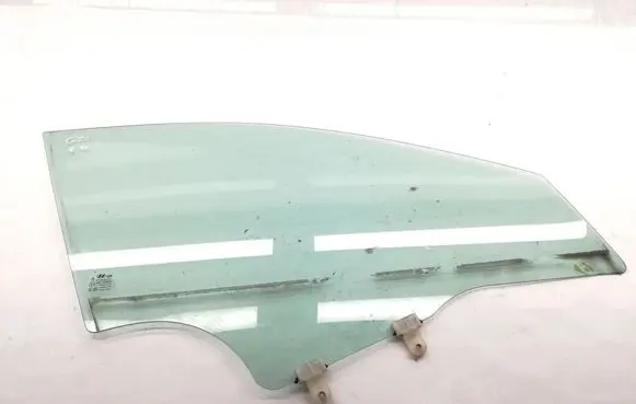 Hyundai Kona I Front door window glass four-door