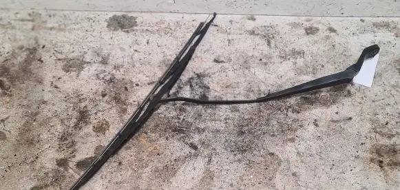 Ford Galaxy Headlight wiper arm 