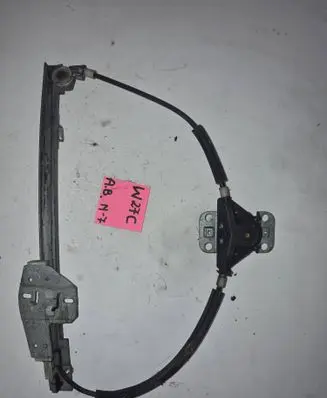 Volkswagen PASSAT B3 Rear door manual window regulator 357839402