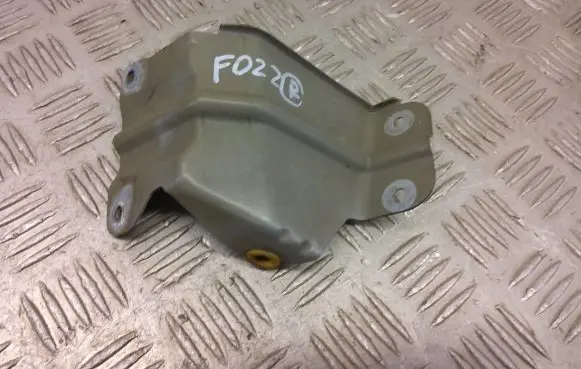 Chevrolet Captiva Fender mounting bracket 8E0199308H