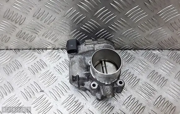 Ford Focus Throttle valve 7S7G9F991CA