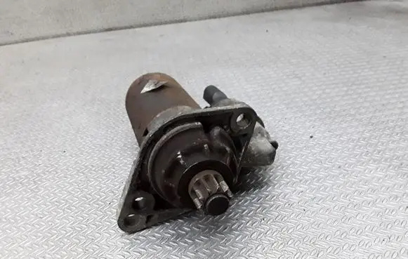 Volkswagen Caddy Starter motor 0001123020