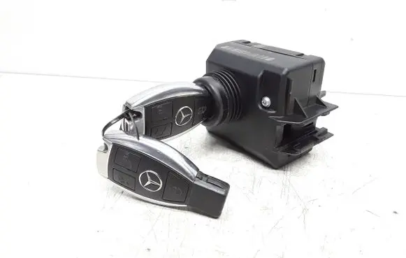 Mercedes-Benz C W204 Ignition lock A2079057101