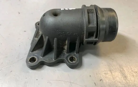 Thermostat/thermostat housing