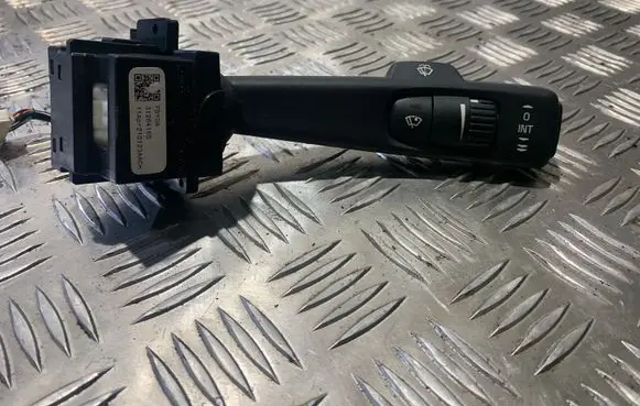 Volvo XC60 Wiper control stalk 31264165