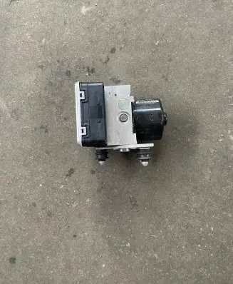 Volkswagen Touareg II ABS Pump 7P0907379R