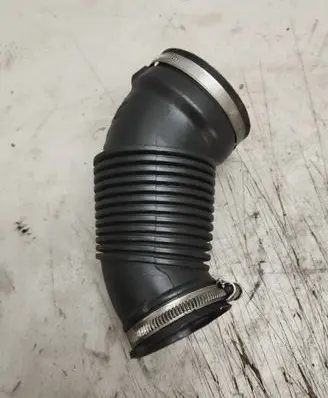 Audi A6 S6 C6 4F Air intake hose/pipe 4F0129615