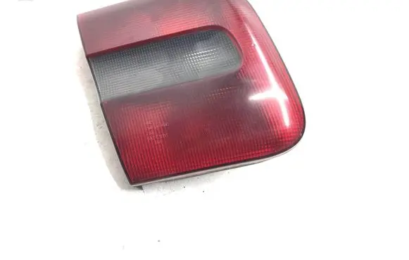 Tailgate rear/tail lights