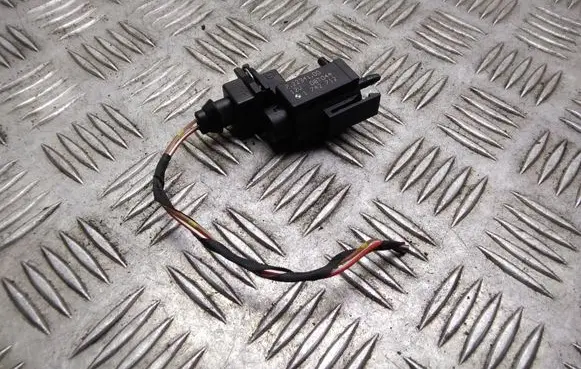 BMW 7 E65 E66 Valve vacuum 72234100 1742712