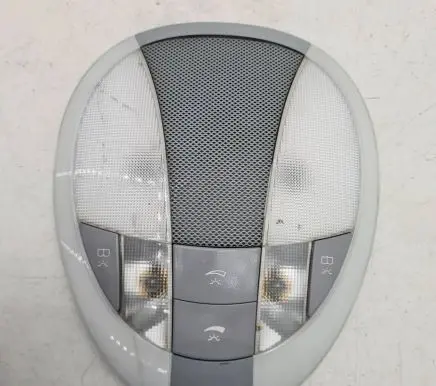 Mercedes-Benz E W211 Rear seat light A2118202001 2JM00825710