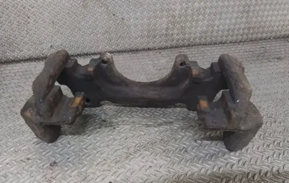 Volkswagen Touran I Front Brake Caliper Pad/Carrier 