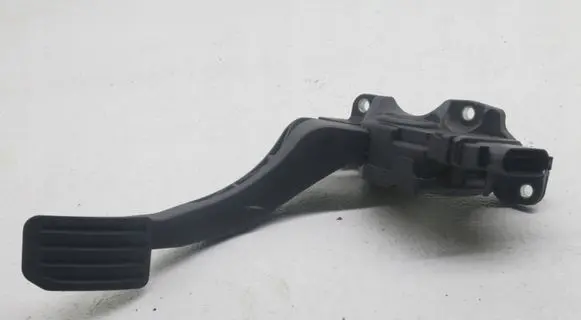 Ford Galaxy Accelerator throttle pedal 6G929F836MD