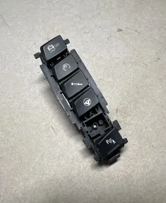 BMW M4 F82 F83 Other switches/knobs/shifts 7850487 901210160 15B110DP0063