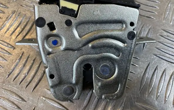Mercedes-Benz A W176 Tailgate/trunk/boot lock/catch/latch A0997400500 0029 332017