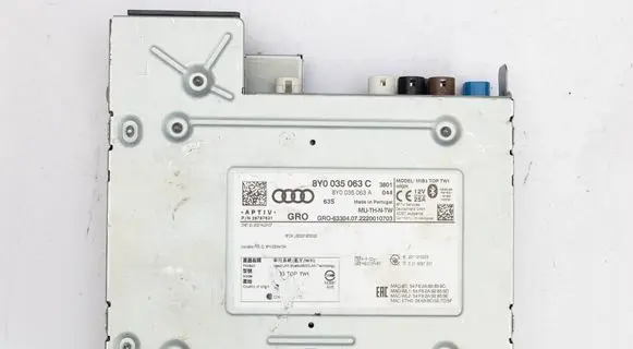Audi A3 8Y Radio/CD/DVD/GPS head unit 8Y0035063C