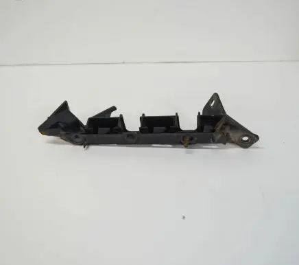 Seat Ibiza IV (6J,6P) Front bumper mounting bracket 6J0807184