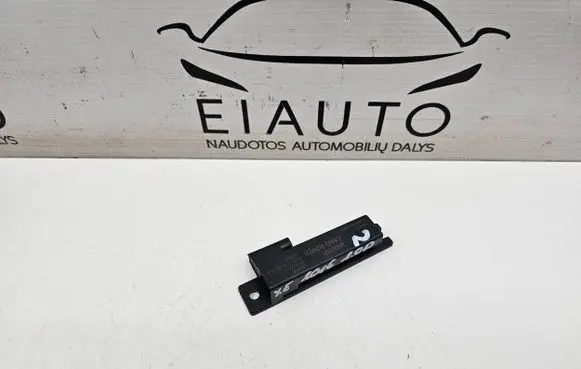 Jaguar XE Keyless system antenna AH4215K603AA 5E08X0107