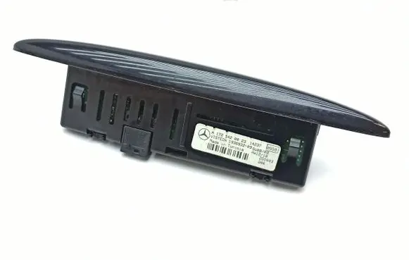 Mercedes-Benz A W176 Parking PDC sensor display screen A1725420023 193693209