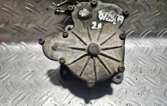 Toyota Avensis T220 Vacuum pump