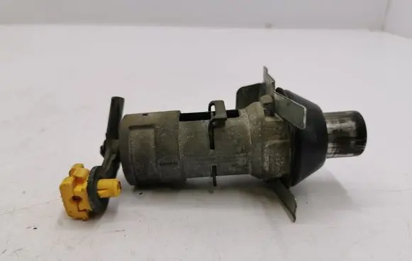 Saab 9-7X Tailgate exterior lock 