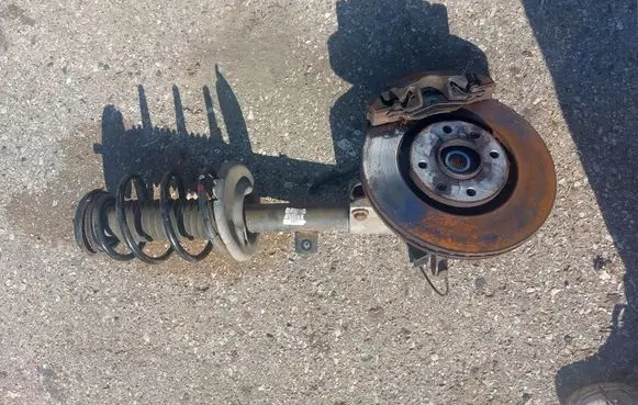 Citroen C4 II Front wheel hub spindle knuckle