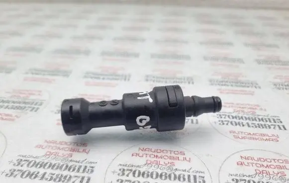 Volkswagen PASSAT B7 Clutch pipe/line 