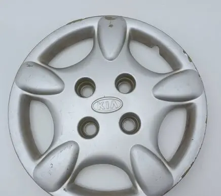 KIA Carens II R15 wheel hub/cap/trim 0K2C037170 OK2C037170