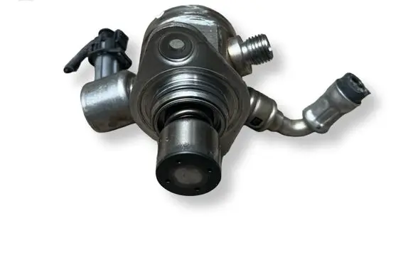 Ford Focus Fuel injection high pressure pump 0261520095 CM5G9D376GA