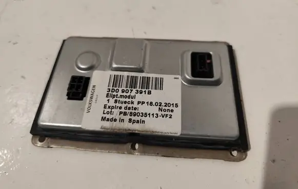 Volkswagen PASSAT B6 Xenon control unit/module 3D0907391B 89035113 PP18022015