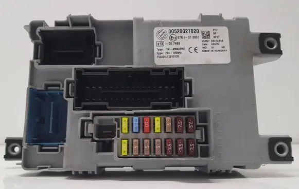 Fiat Doblo Fuse module 00520027820