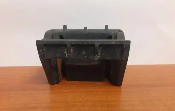 BMW X5 E70 Radiator support slam panel bracket 7533537 12592